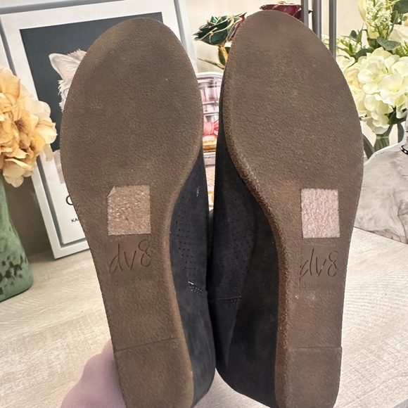 DV8 Women's Blue Suede Ankle Boots size 7.5 - Picture 4 of 6